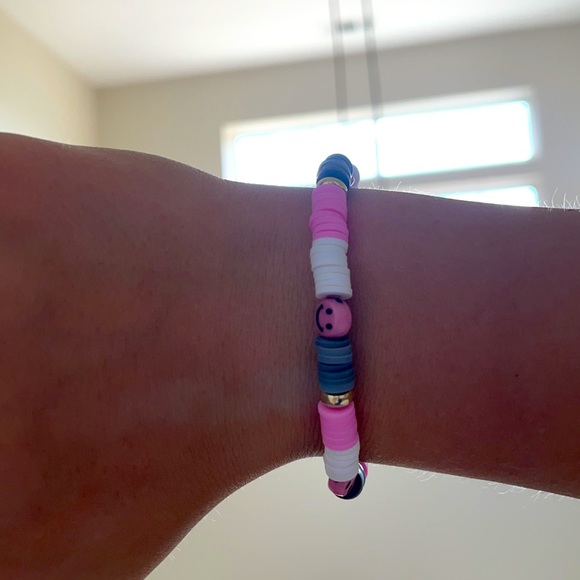 Pink,White and grey with pink smiley faces - Picture 2 of 2